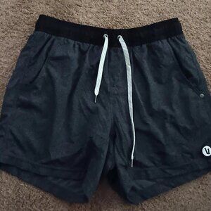 Vuori Mens Lined Athletic Drawstring Shorts Small